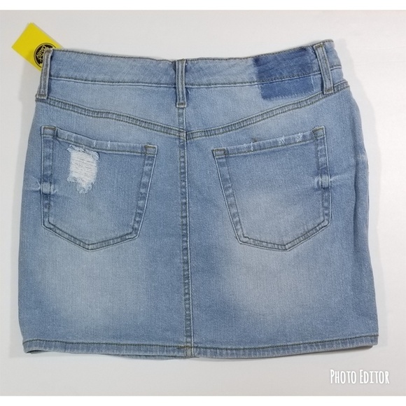 Black Daisy Denim Skirt Jean Light Blue Wash - Picture 3 of 5